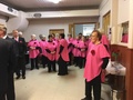 Jännittynyttä odotusta hetkeä ennen juhlan alkua.